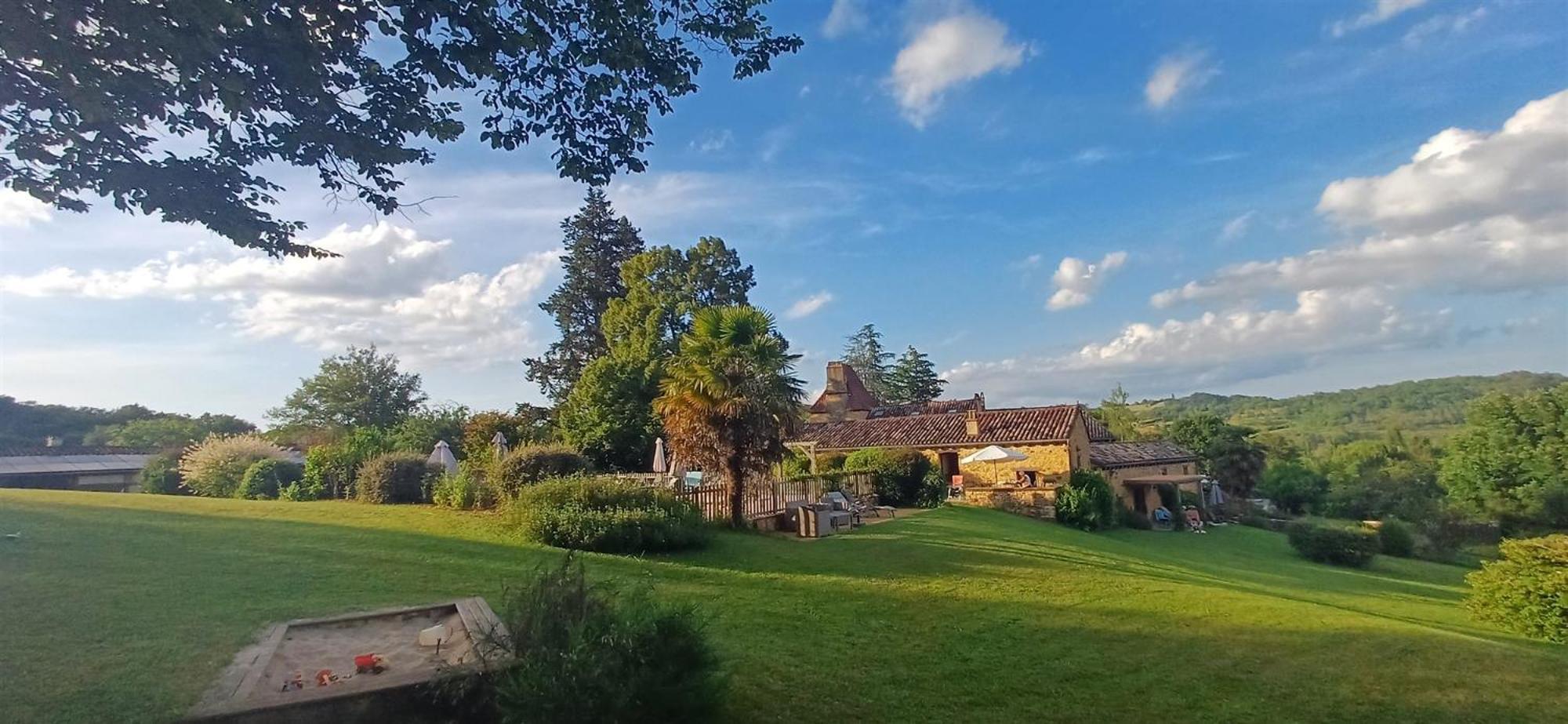 Domaine De Cournet Haut, A 17Th Century Property Set On A Calm, Idyllic Domain With Pool, Tennis, Bikes And More Les Vauries Luaran gambar